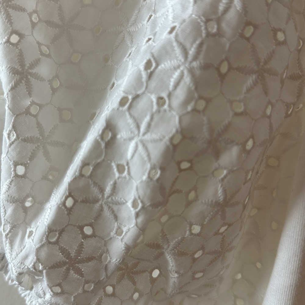 NWT Modern Eyelet Puff Sleeve Sweetheart T-Shirt - Picture 7 of 7
